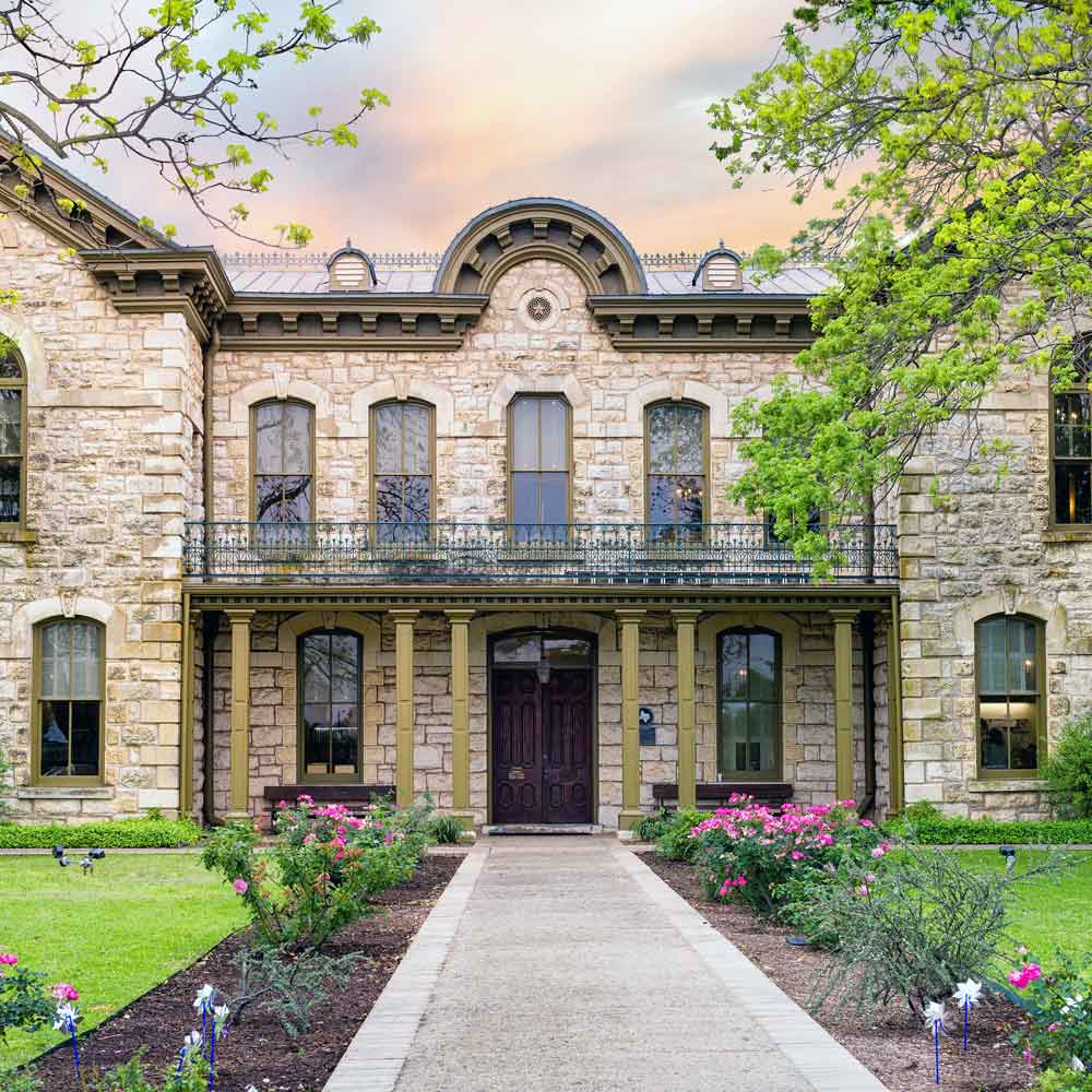 Fredericksburg, TX Public Library | FixDoor