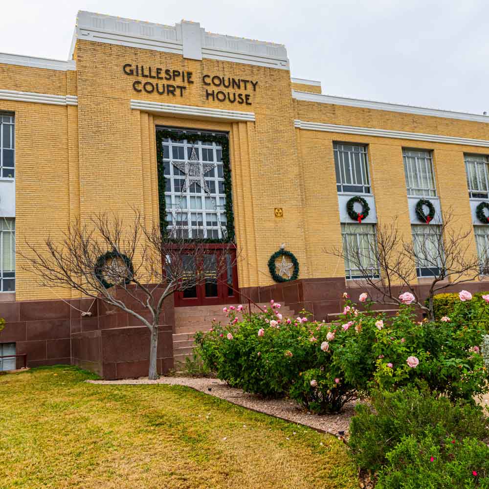 Gillespie County Courthouse | FixDoor