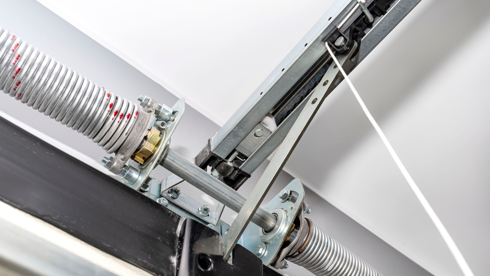 Diagnosing garage door opener | FixDoor